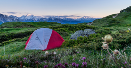 Bivouac en plena naturaleza: material indispensable y consejos para una noche exitosa
